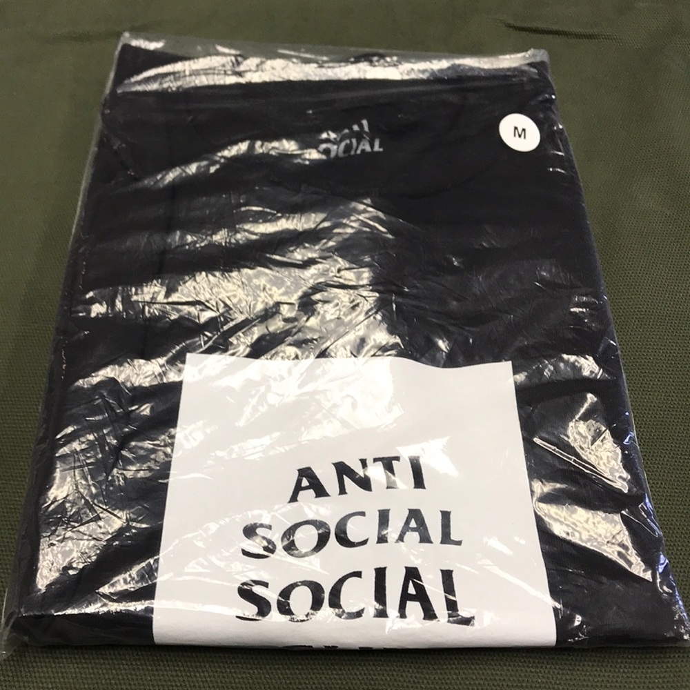 Anti social social club tee